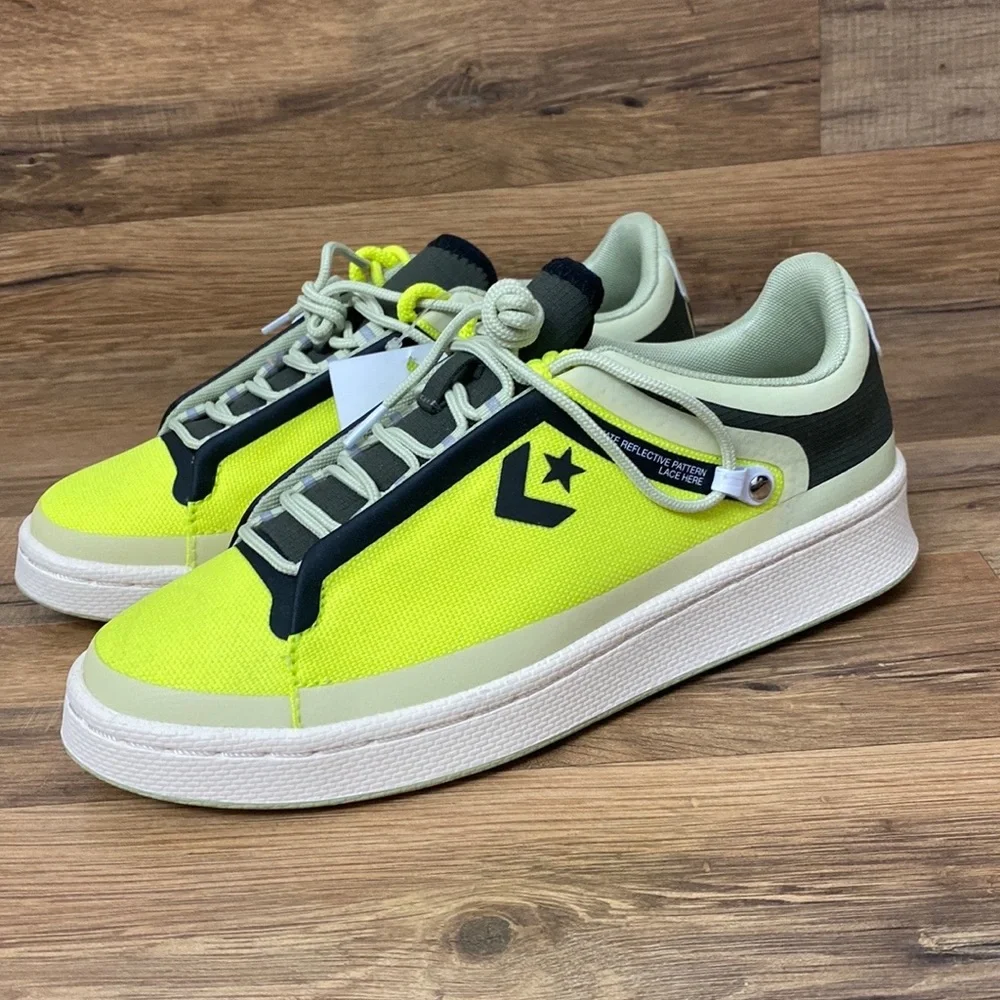 CONVERSE LOW TOP BRAND NEW - Picture 4 of 9